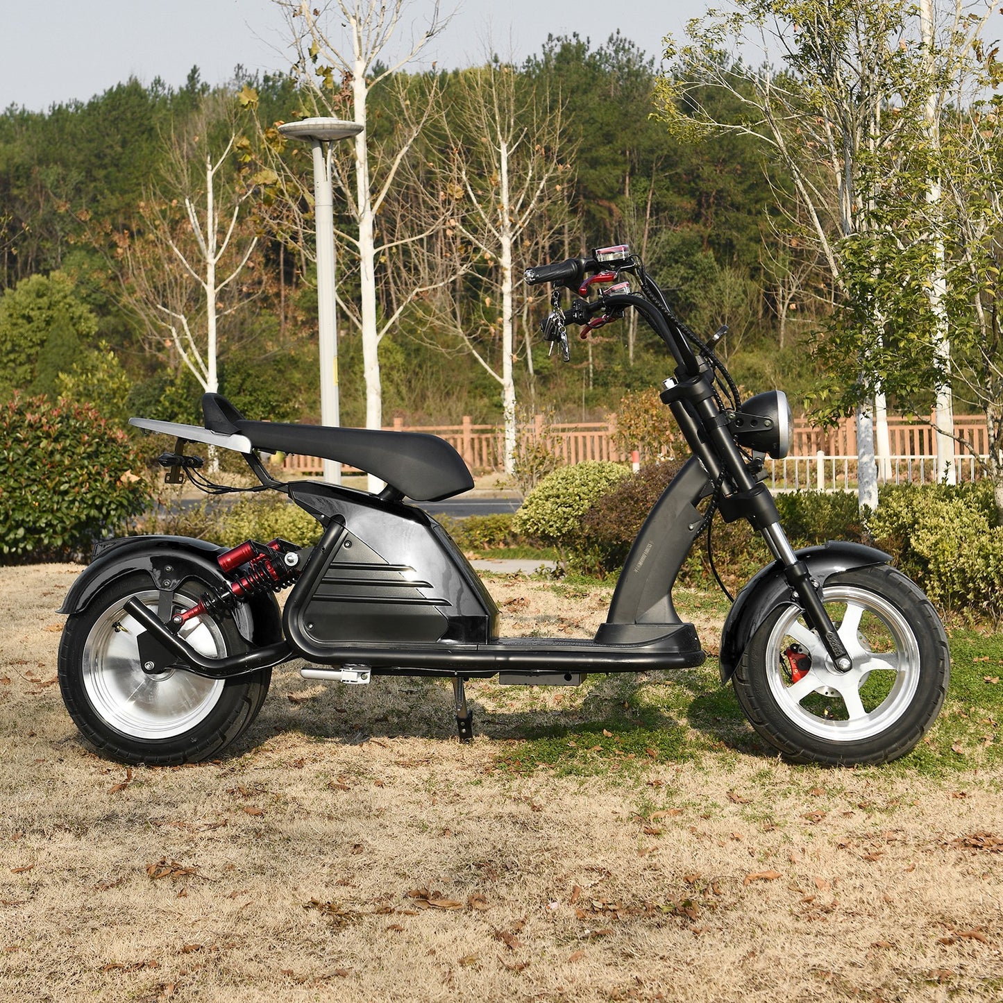 70KM/H Max Speed 3000W Motor Range 50-70KM Black City Coco Electric Scooter