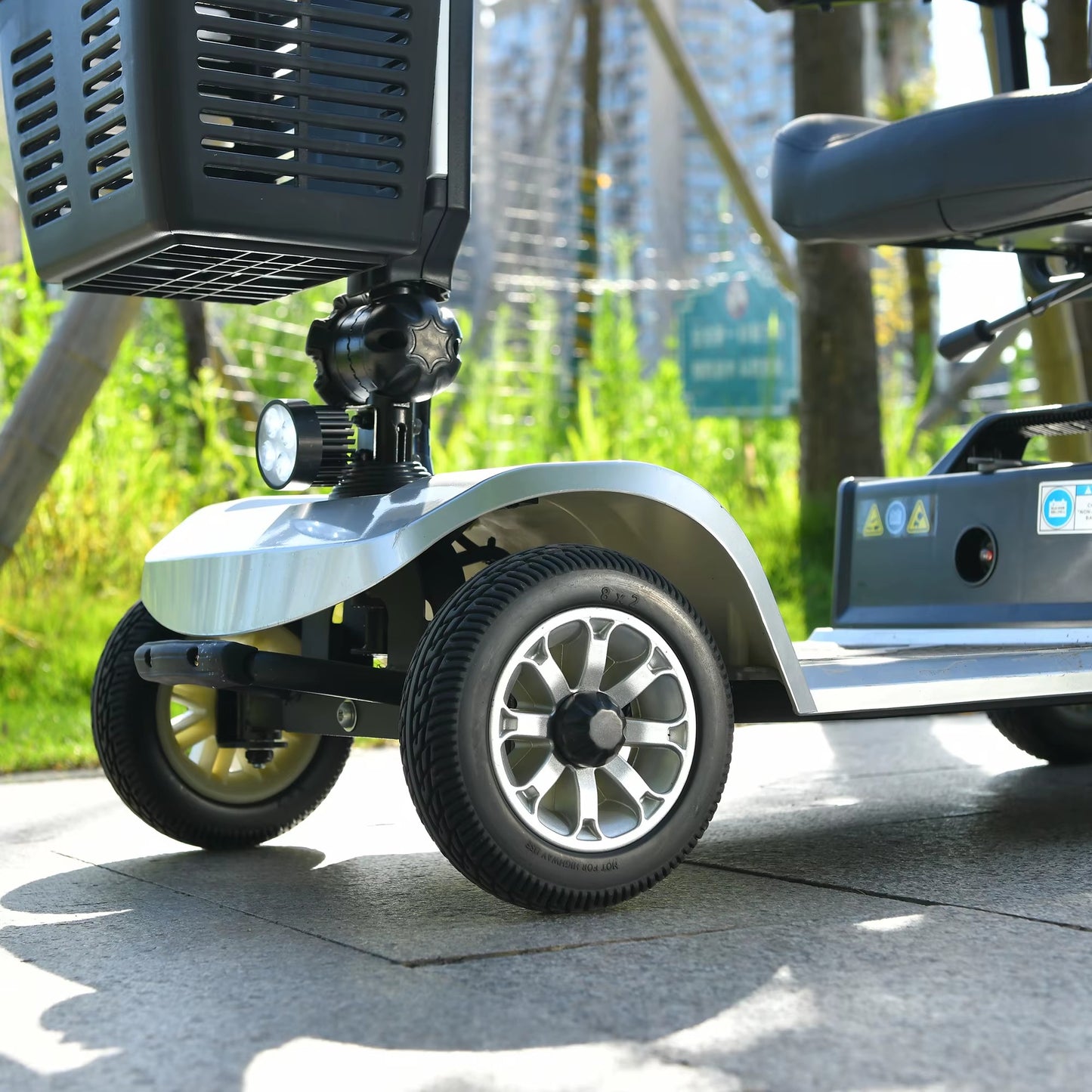 Elderly Electric Scooter With Removable  Battery  Top  Speed 8km/h  Disabled Electric  Wheelchair